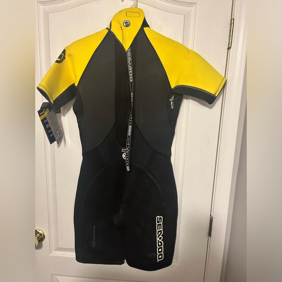 Sea-doo Wet Suit - Picture 1 of 8